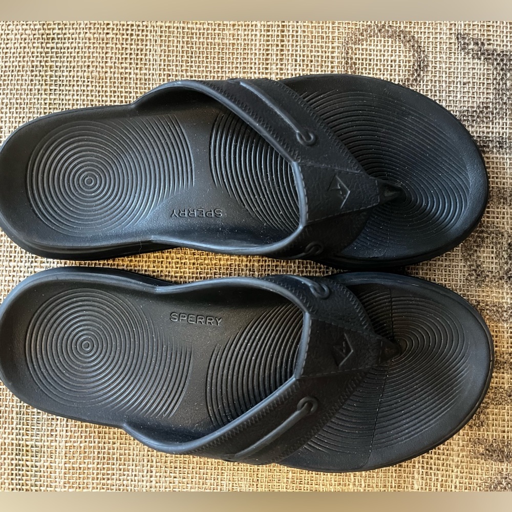 Sperry Black Rubber flip flops